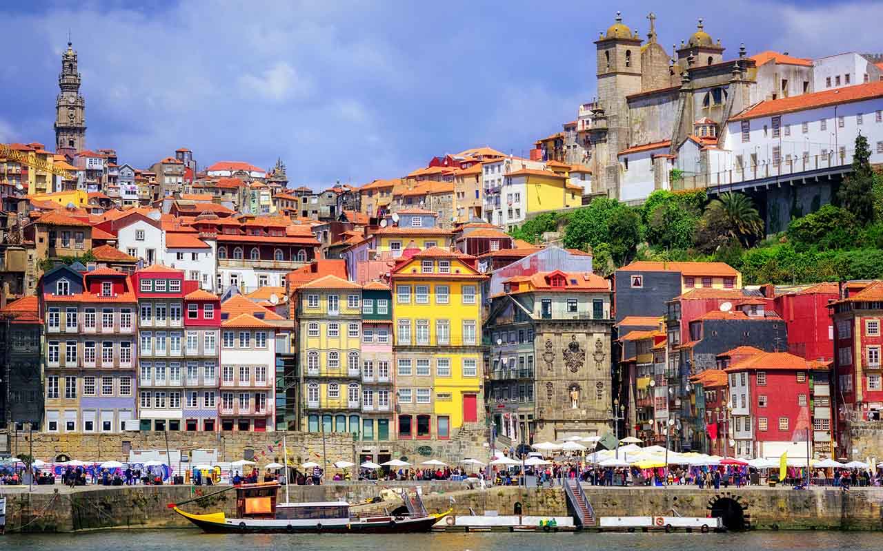 Madrid, Lisbon, and Porto Tour including Fátima